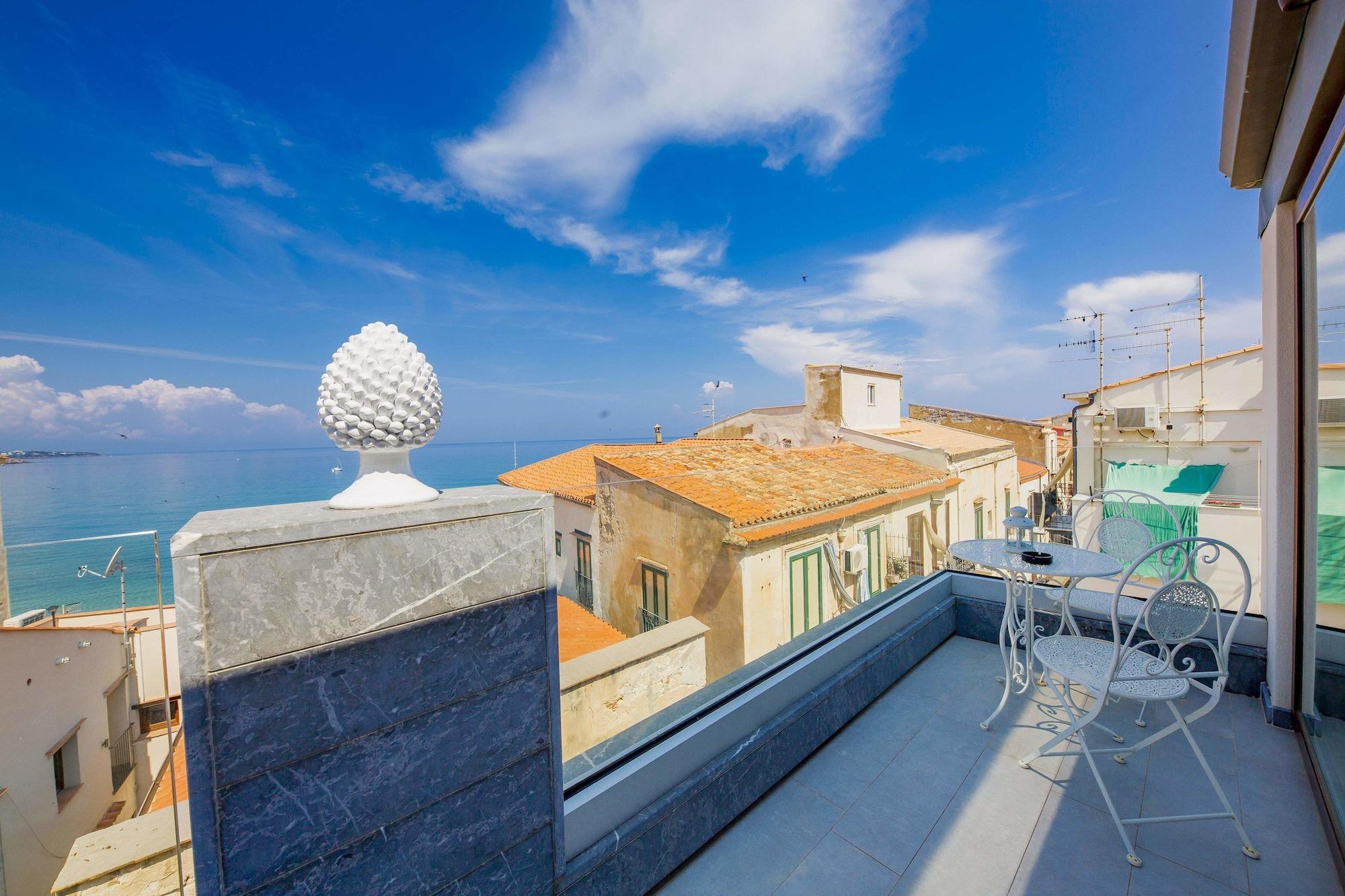 Ossuna Bay Hotel Boutique Чефалу Екстериор снимка