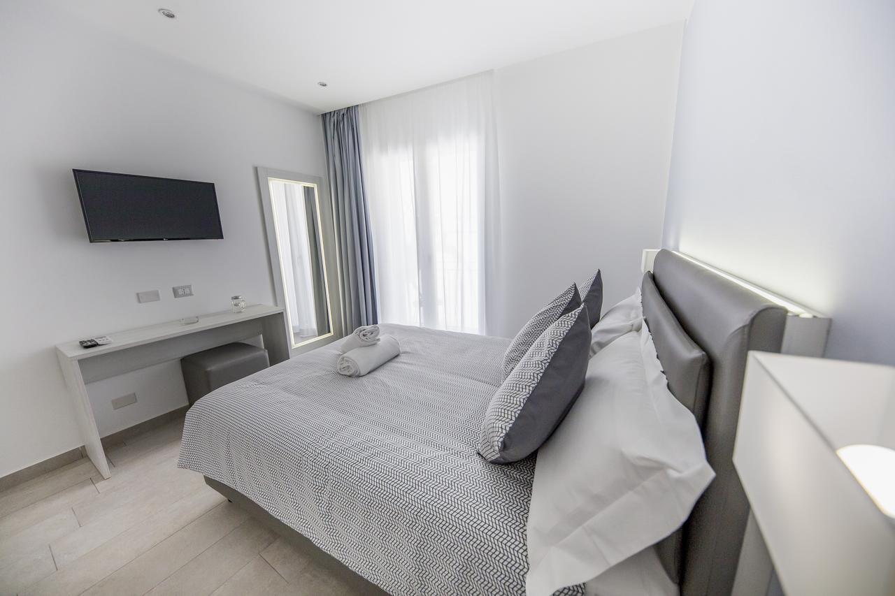 Ossuna Bay Hotel Boutique Чефалу Екстериор снимка
