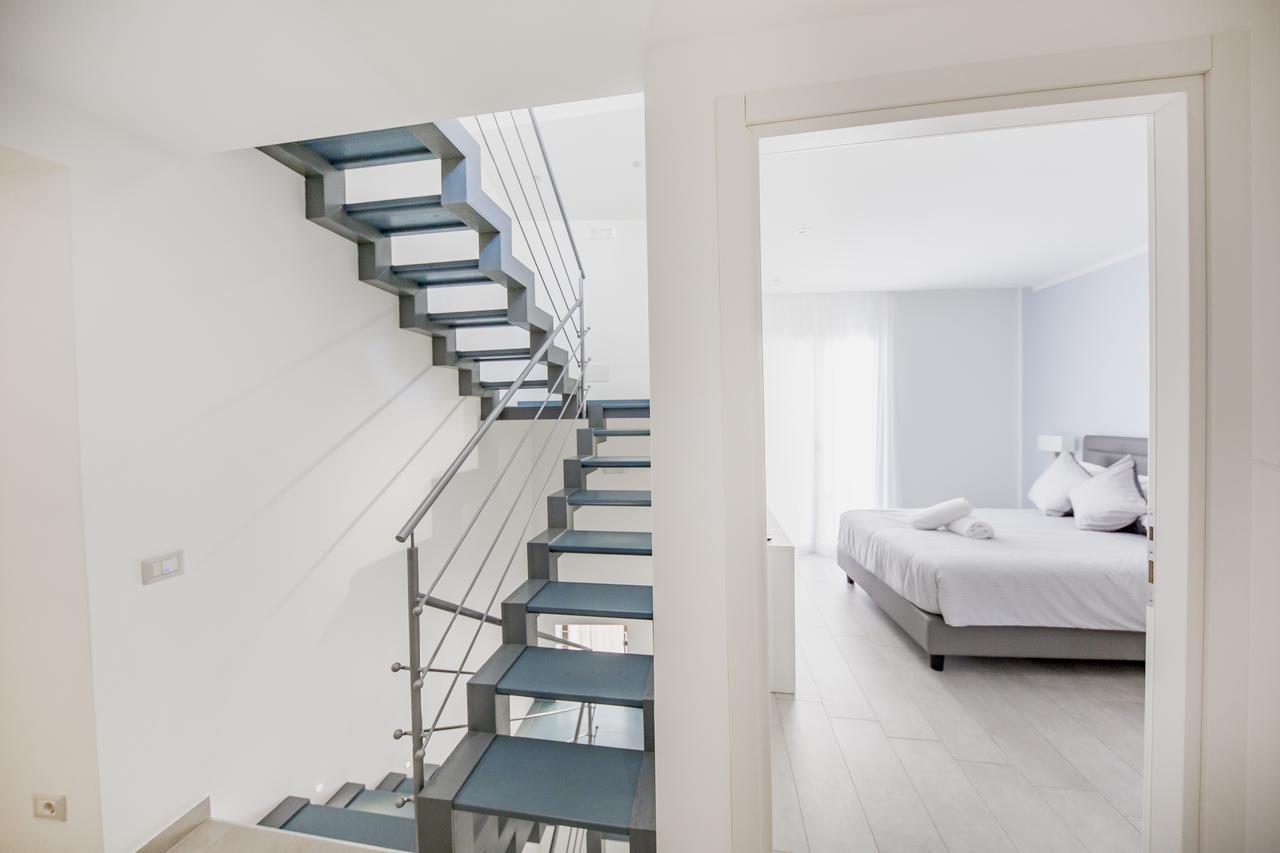 Ossuna Bay Hotel Boutique Чефалу Екстериор снимка