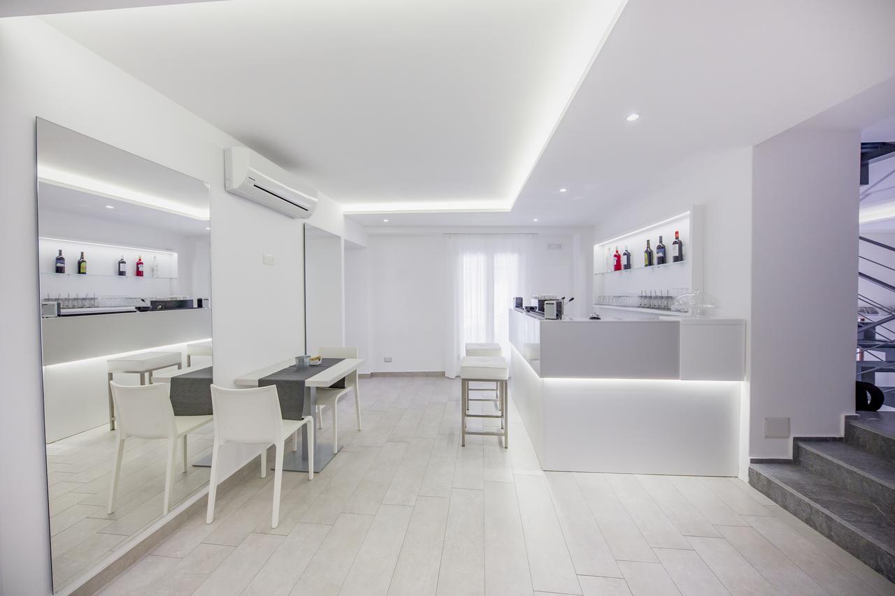 Ossuna Bay Hotel Boutique Чефалу Екстериор снимка